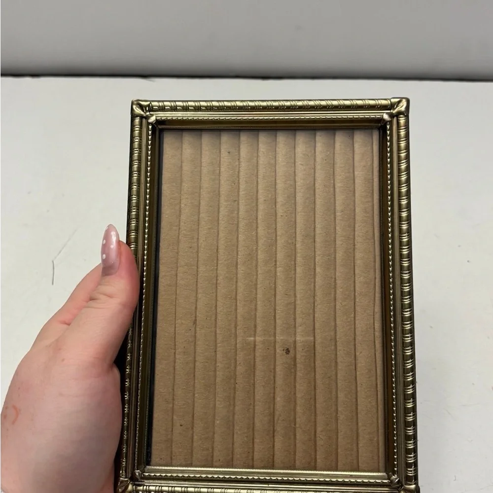 Vintage gold tone picture frame